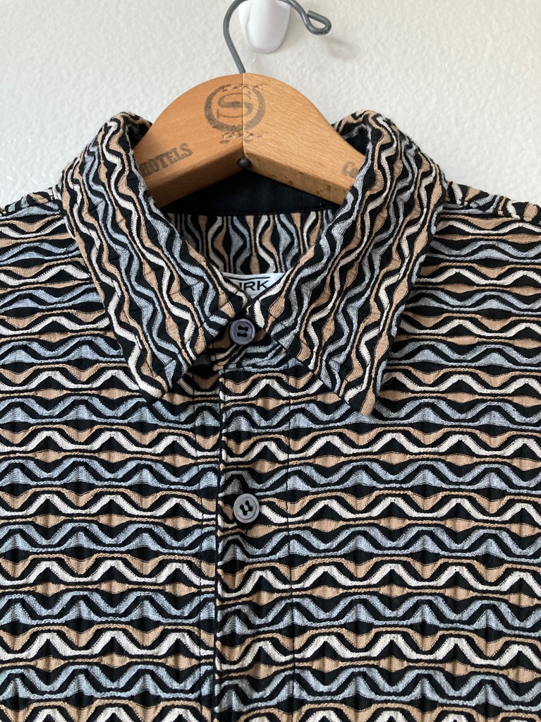 Mr Turk Geometric Wave Mcm Patterned Short Sleeve Button Up Shirt Trina Turk M